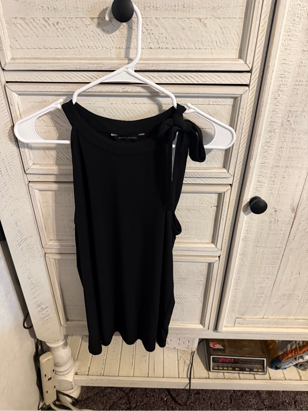 Banana Republic Black Sleeveless Tie-Shoulder Tank